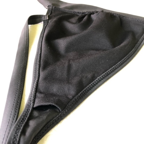 BLACK Halter Bikini Top - Picture 3 of 3